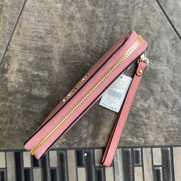 Michael Kors Large Flat MF Phone Case Leather Wallet in Sunset Rose - Picture 5 of 16